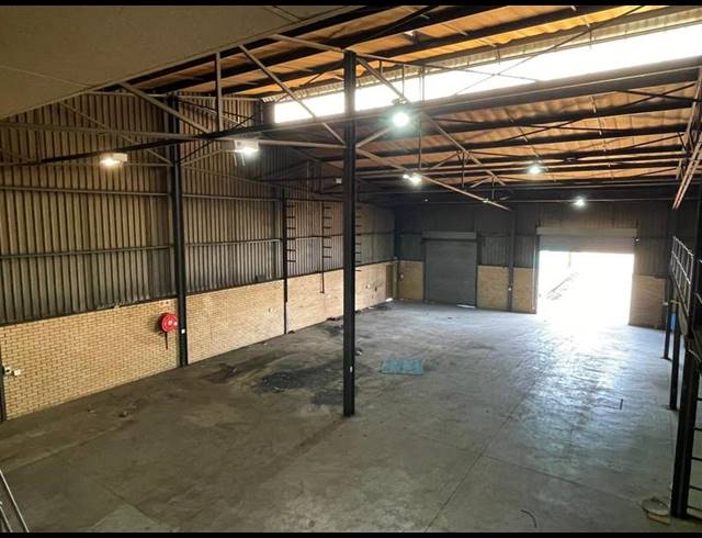 INDUSTRIAL PROPERTY TO RENT IN HENNOPSPARK